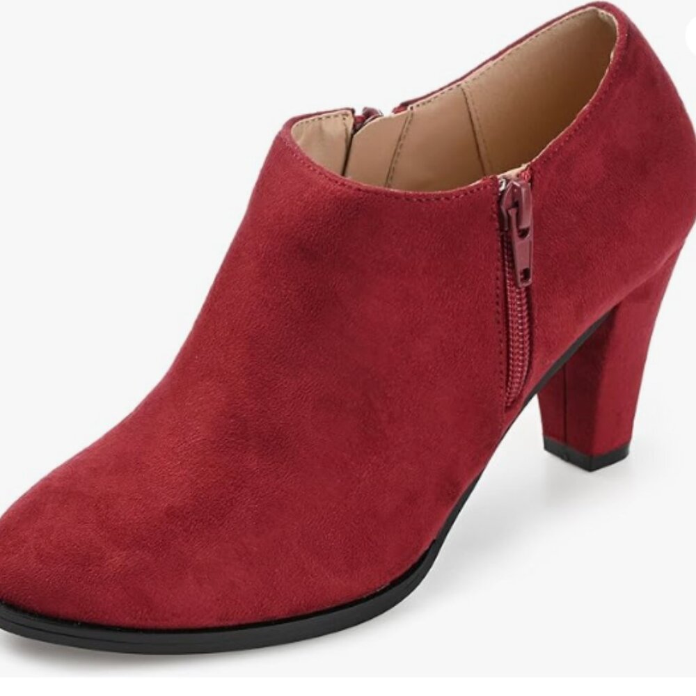 Sanzi Journee Booties in Wine, Size 9